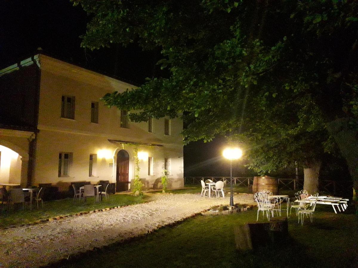 Villa Marietta Country House - Marche 蒙特玛佐里奥梅特 外观 照片