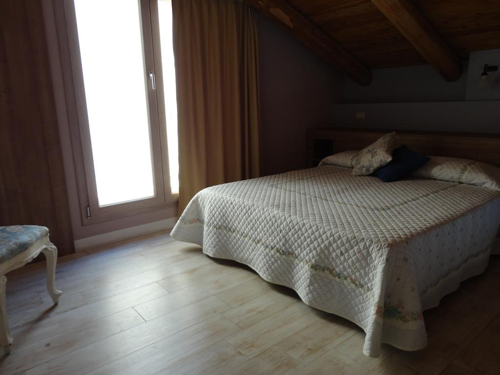 Villa Marietta Country House - Marche 蒙特玛佐里奥梅特 外观 照片