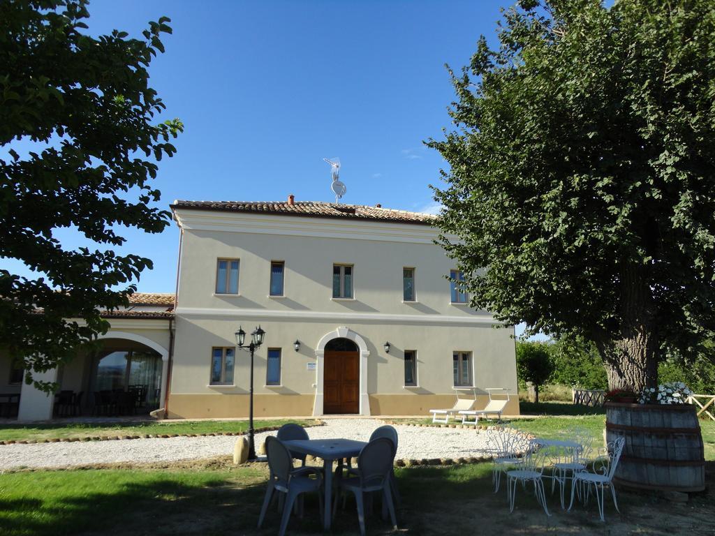 Villa Marietta Country House - Marche 蒙特玛佐里奥梅特 外观 照片