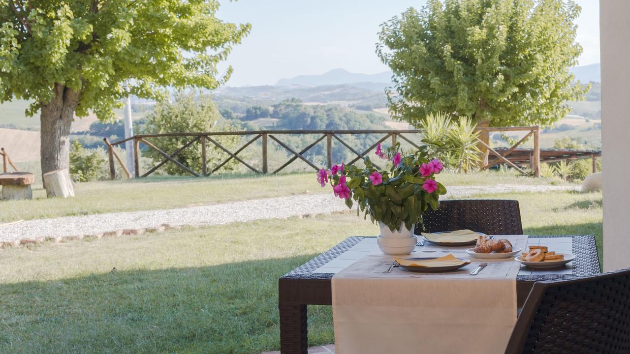 Villa Marietta Country House - Marche 蒙特玛佐里奥梅特 外观 照片