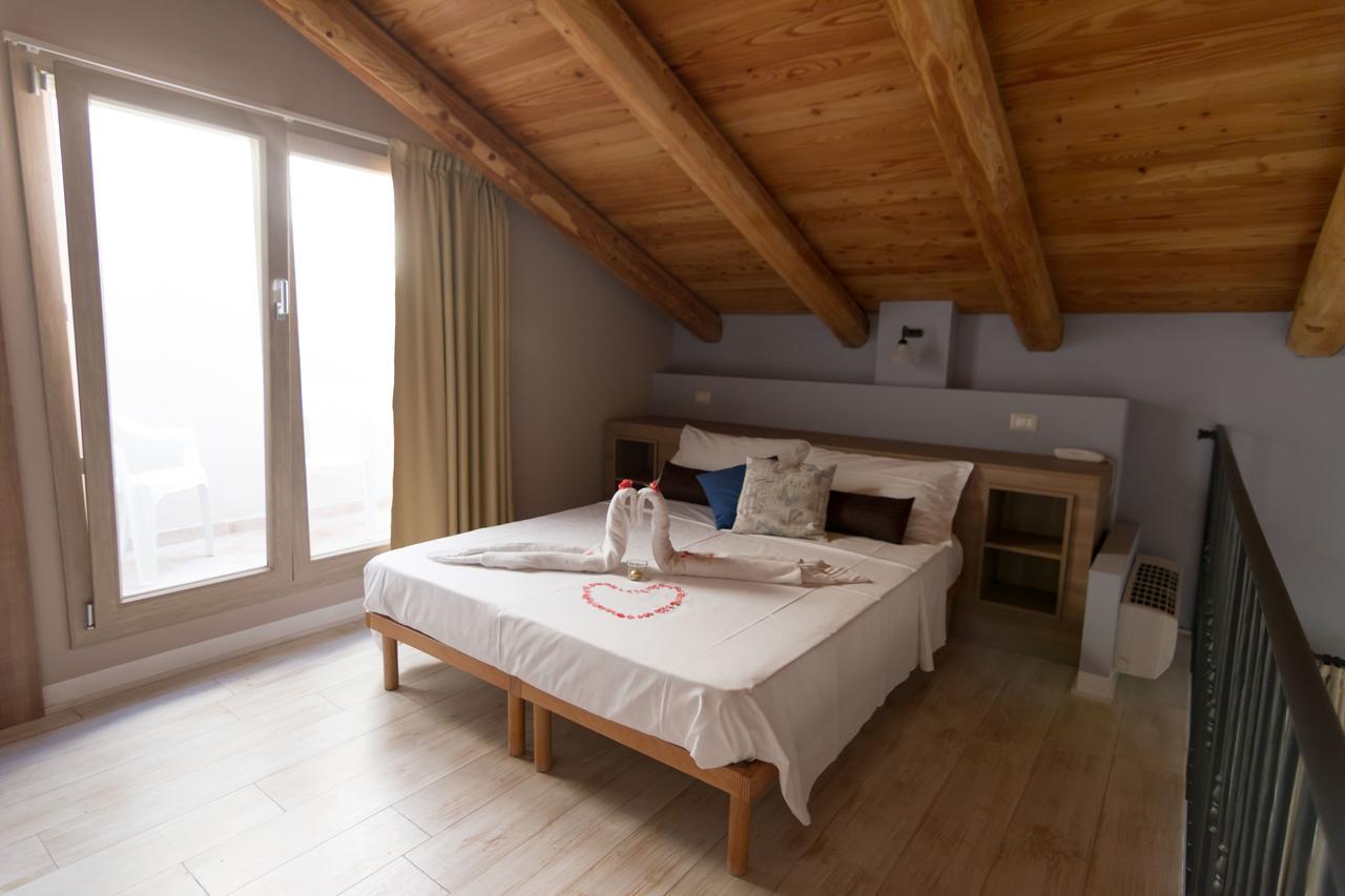 Villa Marietta Country House - Marche 蒙特玛佐里奥梅特 外观 照片